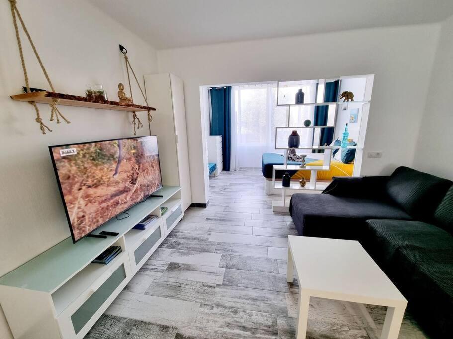 Apartamento Smeraldo 11 Playa Roca Коста Тегисе Екстериор снимка