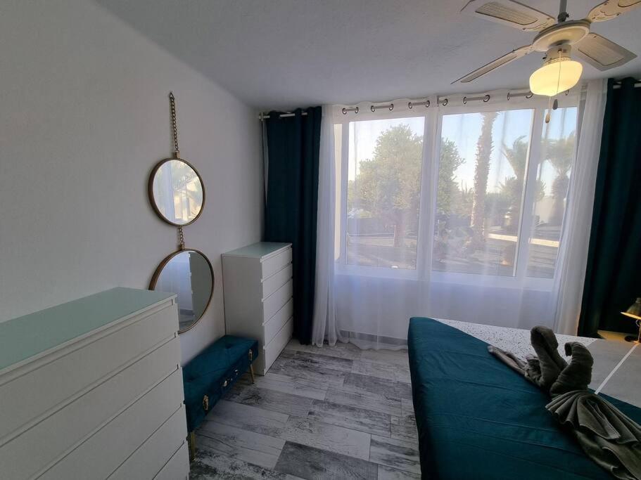 Apartamento Smeraldo 11 Playa Roca Коста Тегисе Екстериор снимка